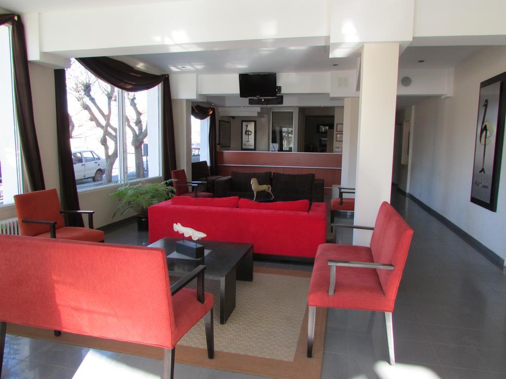 Hotel Comercio Rio Gallegos Bagian luar foto